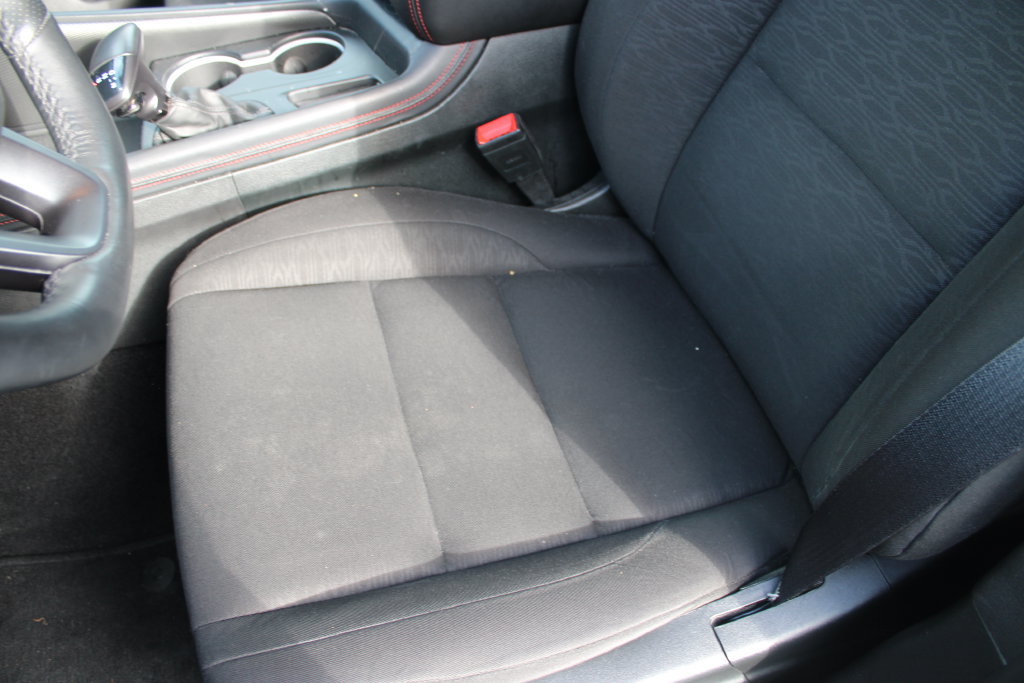 Used 2025 Dodge Durango GT AWD/4WD image 11