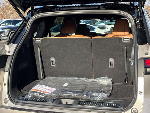 New 2026 INFINITI QX60 Autograph w/ Dark Cargo Package image 5