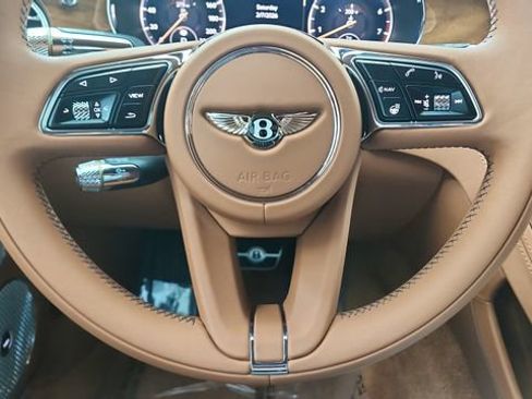 Used 2022 Bentley Continental GT image 36