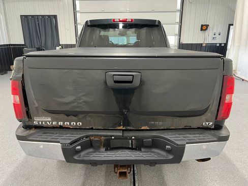 Used 2009 Chevrolet Silverado 2500 LTZ w/ Safety Package AWD/4WD image 5