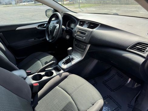 Used 2013 Nissan Sentra SR w/ Electronics Pkg FWD image 31