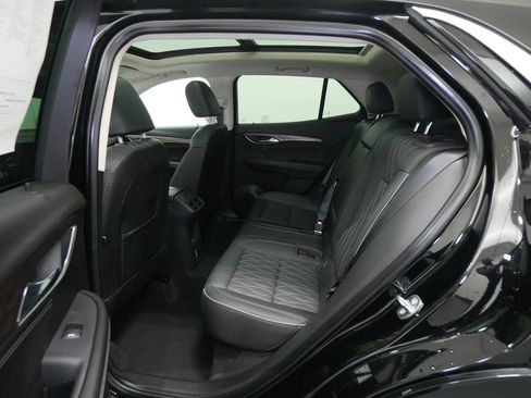 Used 2022 Buick Envision Avenir w/ Technology Package II FWD image 23