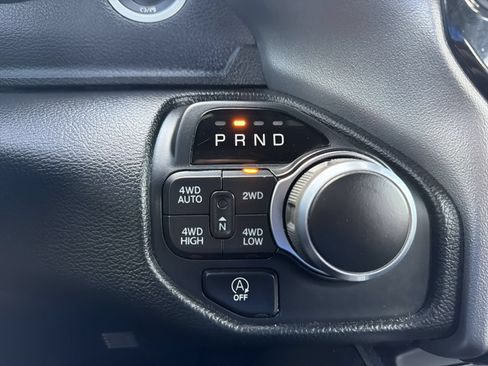 Used 2019 RAM 1500 Big Horn AWD/4WD image 40