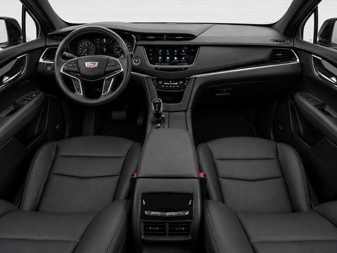 Used 2022 Cadillac XT5 Premium Luxury w/ Technology Package FWD image 8
