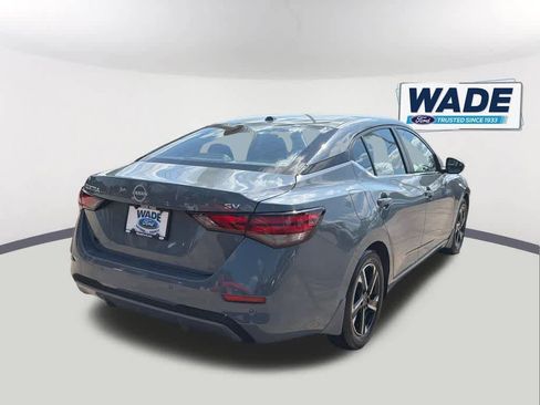 Used 2024 Nissan Sentra SV FWD image 5