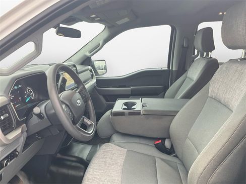 Used 2023 Ford F150 XLT w/ XTR Package image 9