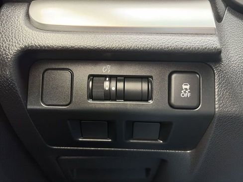 Used 2015 Subaru Crosstrek Touring AWD/4WD image 18