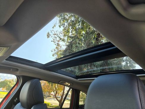 Certified 2025 MAZDA CX-50 2.5 Hybrid w/ Premium Plus Pkg image 19