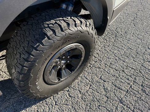 Used 2017 Ford F150 Raptor w/ Equipment Group 802A Luxury image 22