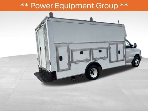 Certified 2025 Ford E-450 and Econoline 450 Super Duty w/ Power Equipment Group image 5