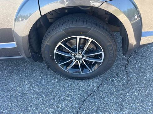 Used 2016 Dodge Journey SE w/ Flexible Seating Group FWD image 8