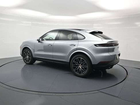 Used 2026 Porsche Cayenne Coupe AWD/4WD image 3