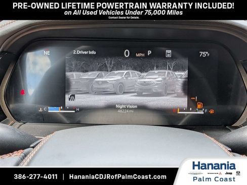 Used 2025 Jeep Grand Cherokee Summit AWD/4WD image 36