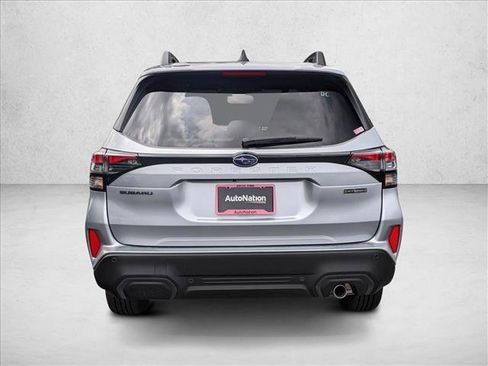 Used 2025 Subaru Forester Limited image 7