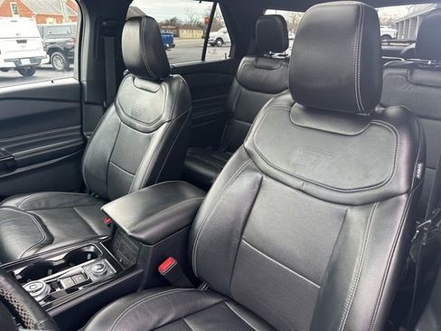 Used 2021 Ford Explorer ST w/ Equipment Group 401A image 18