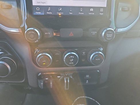 Used 2022 RAM 1500 Big Horn w/ Trailer Tow Group image 11