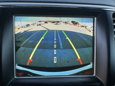 Used 2018 Jeep Grand Cherokee Altitude image 23