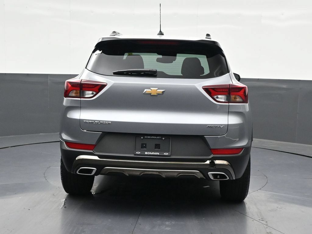 Used 2023 Chevrolet TrailBlazer ACTIV w/ Convenience Package FWD image 4