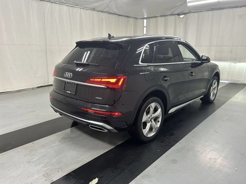 Used 2023 Audi Q5 2.0T Premium Plus w/ Premium Plus Package AWD/4WD image 2
