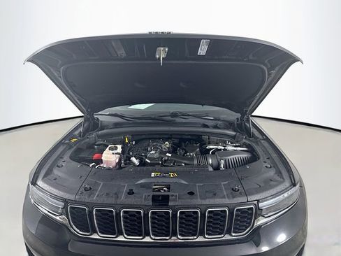 Used 2021 Jeep Grand Cherokee L Limited image 36