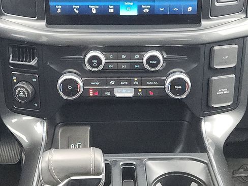 Certified 2022 Ford F150 XLT w/ Equipment Group 302A High image 18