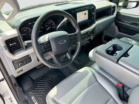 Used 2024 Ford F350 XL w/ 360-Degree Camera Package RWD image 9