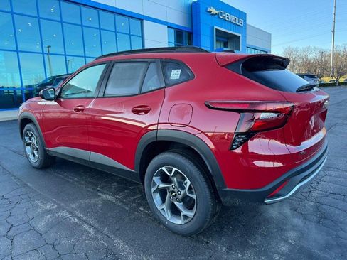 New 2026 Chevrolet Trax LT w/ Driver Confidence Package image 5