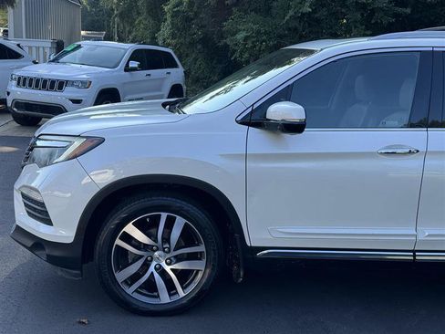 Used 2016 Honda Pilot Touring image 2