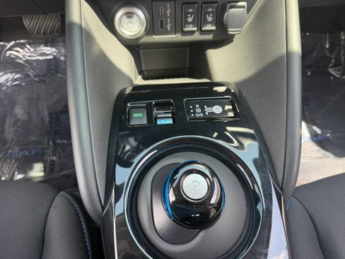 Used 2024 Nissan Leaf SV Plus FWD image 18