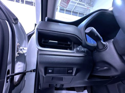 Used 2025 Toyota Grand Highlander AWD image 16