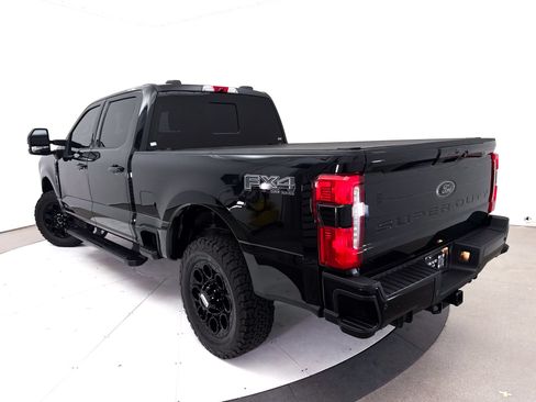 Used 2023 Ford F250 Lariat w/ Lariat Ultimate Package AWD/4WD image 2