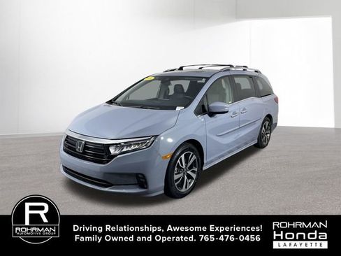 Used 2024 Honda Odyssey Touring image 1