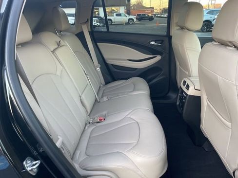 Used 2018 Buick Envision Premium image 19