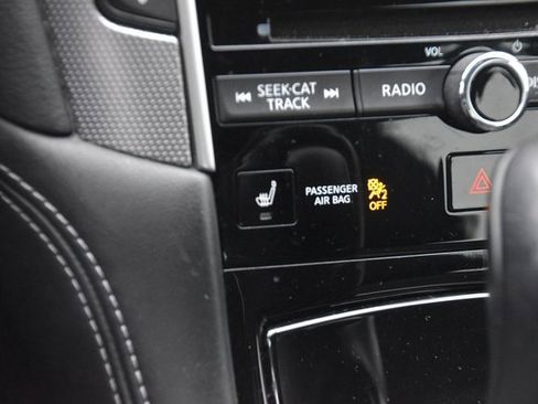 Used 2014 INFINITI Q50 Premium w/ Navigation Package image 38