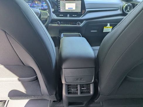 New 2026 Chevrolet Equinox LT FWD image 25