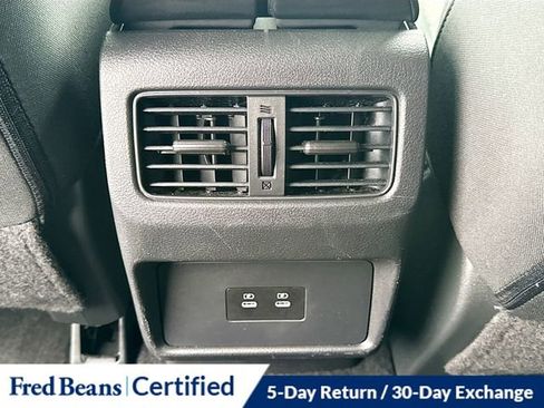 Used 2024 Nissan Rogue SV image 25