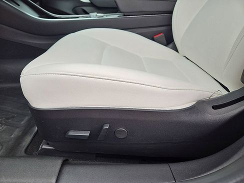 Used 2018 Tesla Model 3 Long Range image 23