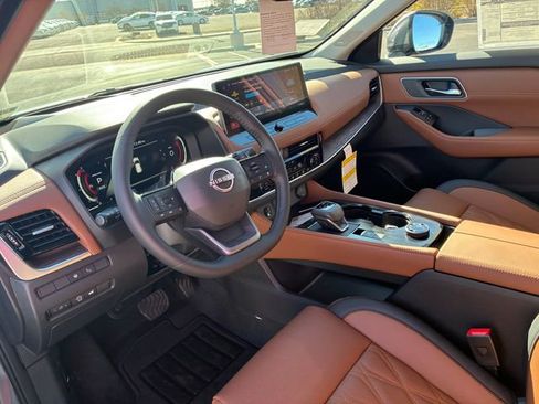 New 2026 Nissan Rogue Platinum w/ Platinum Premium Package image 13