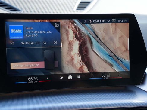 Used 2024 BMW X1 xDrive28i w/ Premium Package image 19