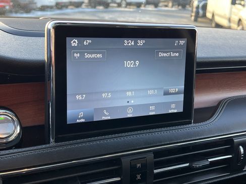 Used 2021 Lincoln Corsair Reserve w/ Elements Package image 17