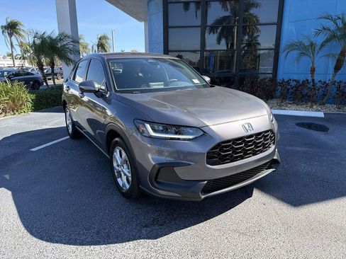 Certified 2025 Honda HR-V LX image 5