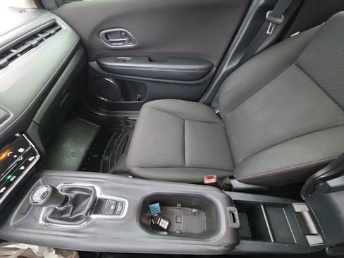 Used 2016 Honda HR-V EX image 23