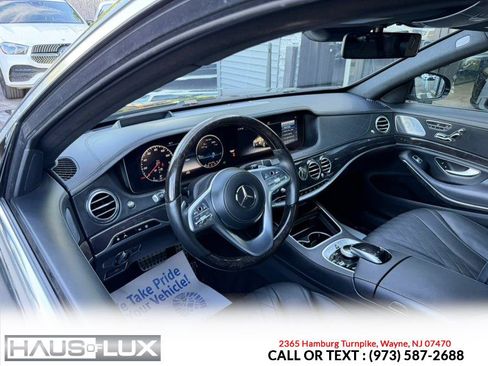 Used 2018 Mercedes-Benz S 560 4MATIC Sedan w/ AMG Line Exterior image 14