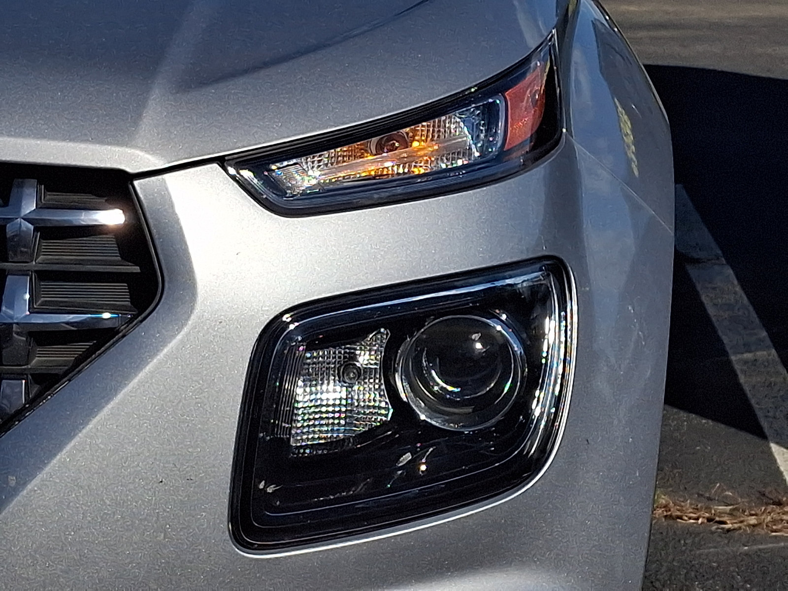 Certified 2024 Hyundai Venue SEL FWD image 3