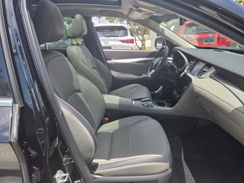 Used 2023 INFINITI QX50 Sensory FWD image 18