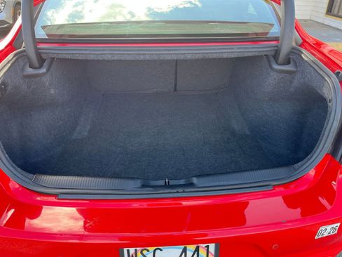 Used 2022 Dodge Charger SXT image 31