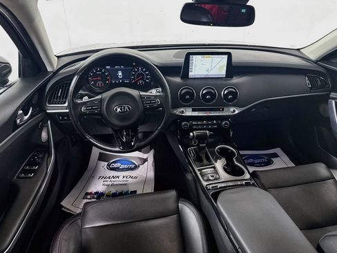 Used 2018 Kia Stinger Premium AWD/4WD image 23