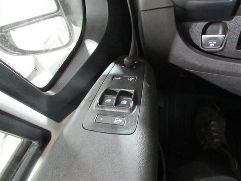 Used 2024 RAM ProMaster 2500 w/ Convenience Group image 76