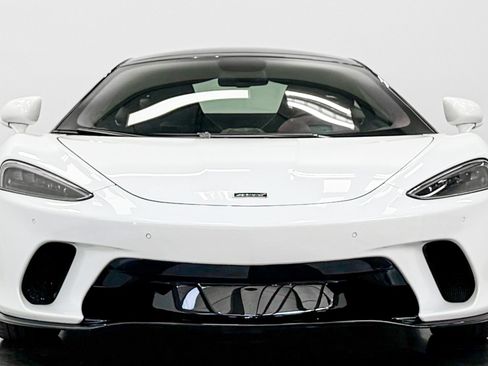 Used 2021 McLaren GT RWD image 4