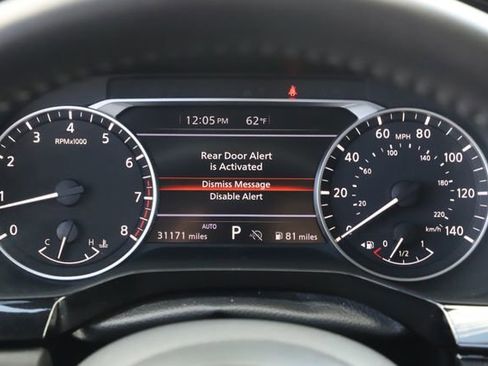 Used 2025 Nissan Pathfinder SV AWD/4WD image 25